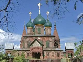  Yaroslavl:  Yaroslavskaya Oblast':  Russia:  
 
 Church ensemble in Korovniki 